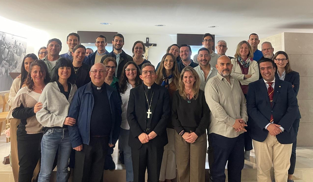 Visita del Administrador Apostólico de la Diócesis de Cádiz y Ceuta, Mons. Ramón Valdivia